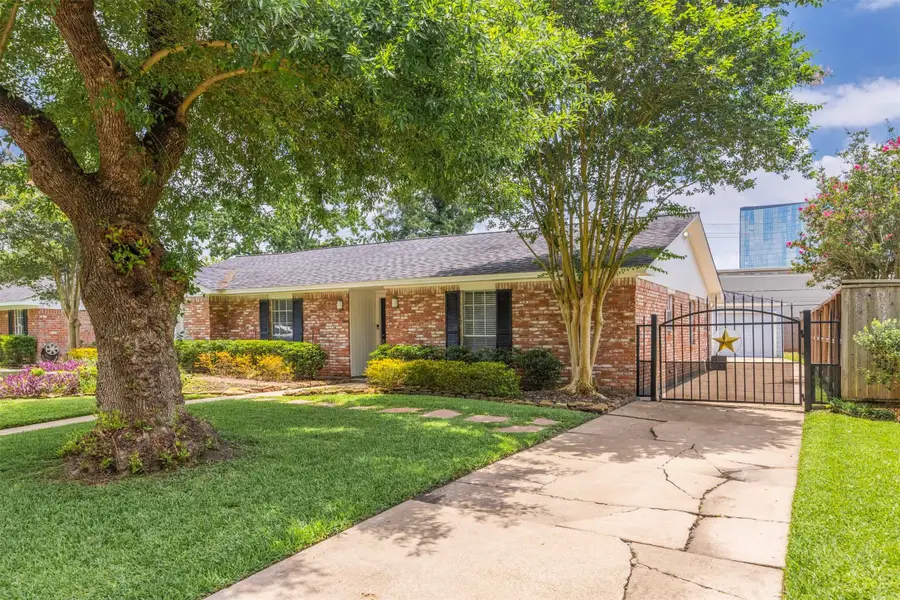 10715 Wickersham Ln, Houston, TX 77042 - #2
