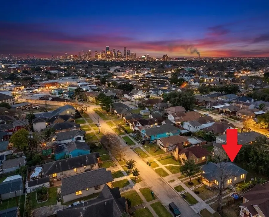 5129 Claremont Street, Houston, TX 77023 - #2