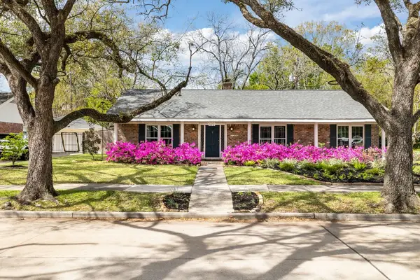 9102 Timberside Drive, Houston, TX 77025