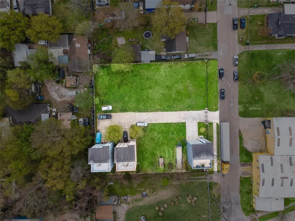 0 Eichwurzel Lot 6 Lane, Houston, TX 77009 - #1