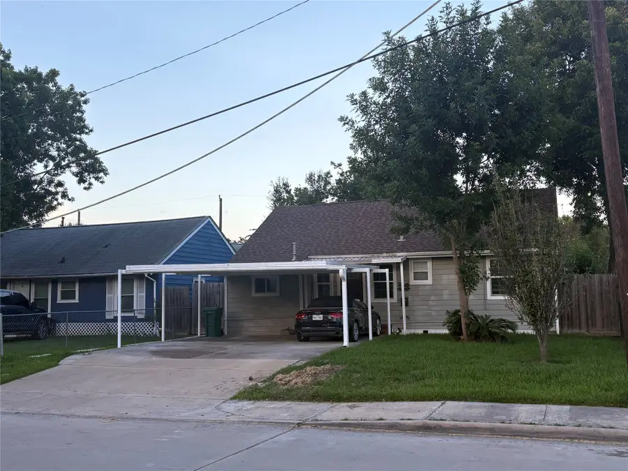 717 Wafer Street, Pasadena, TX 77506 - #2