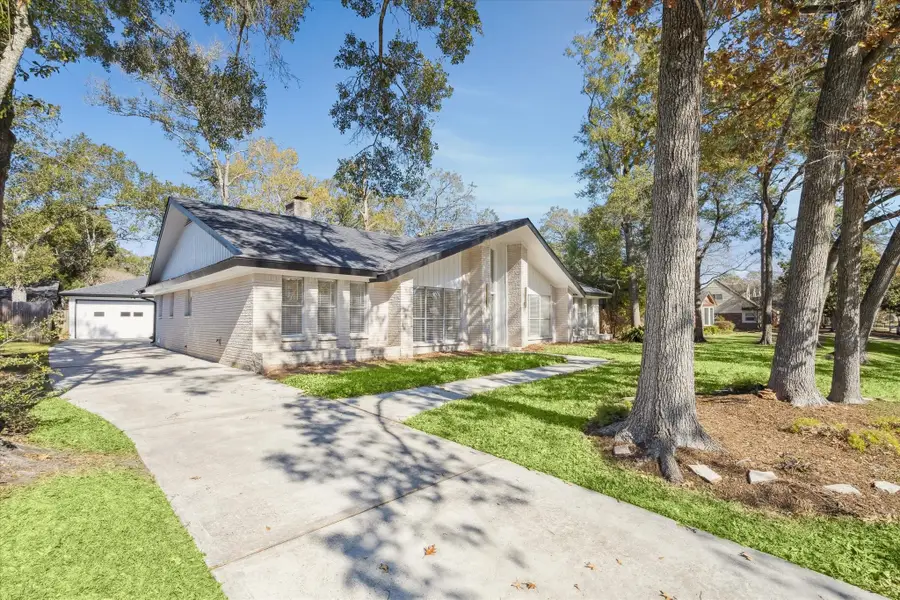 4115 Elderwood Drive, Taylor Lake Village, TX 77586 - Image #2