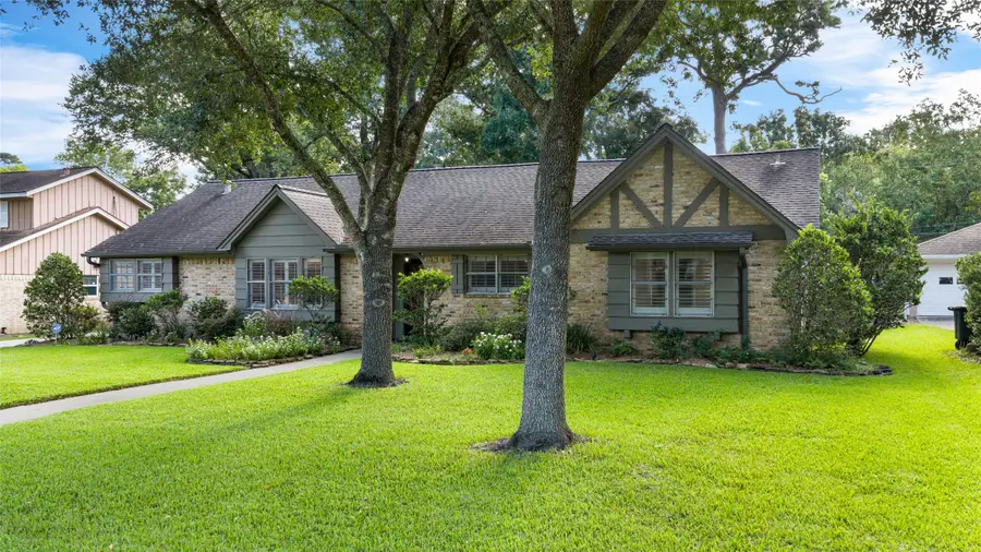 5022 Casa Grande Street, Dickinson, TX 77539 - #2