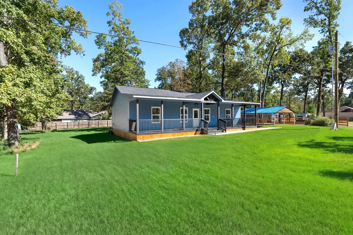 194 Pine Needle St, Onalaska, TX 77360 - #1