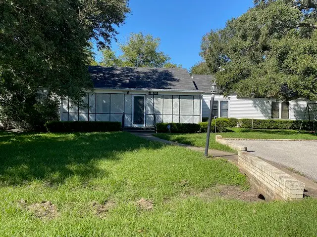 503 Main Street, Garwood, TX 77442 - #3