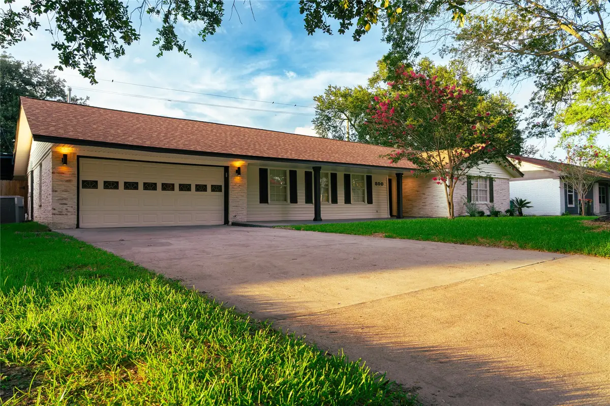 800 Rosewood Drive, Baytown, TX 77520 - #1
