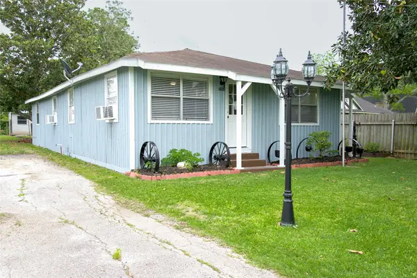 7518 Fm 442 Road, Boling, TX 77420