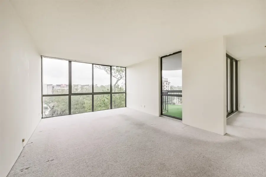 5001 Woodway Drive #706, Houston, TX 77056 - Image #2