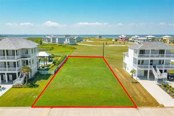 21214 Scissor Tail Lane, Galveston, TX 77554
