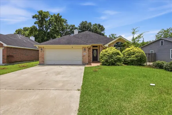 624 S 9th Street, Nederland, TX 77627