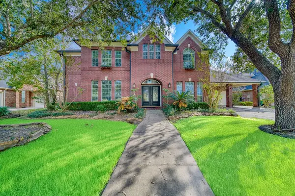 9606 Oakland Lake Way, Missouri City, TX 77459