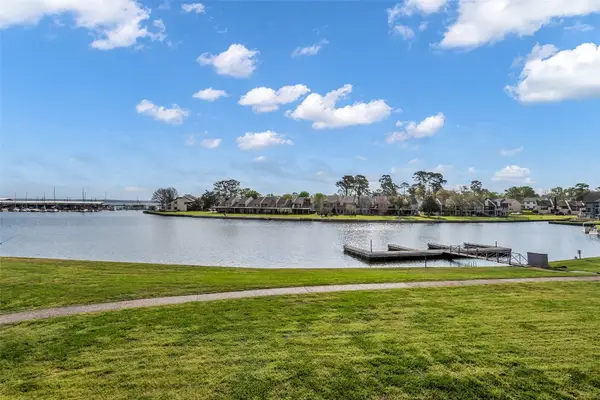 12600 Melville Drive #2, Montgomery, TX 77356