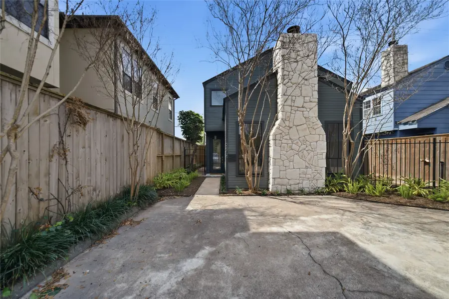 2606 Nantucket Drive, Houston, TX 77057 - #2
