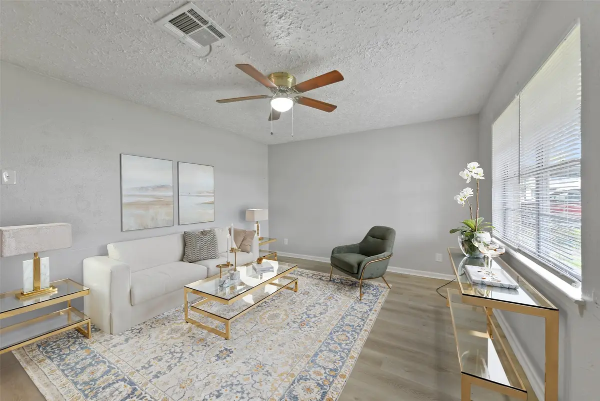 2803 22nd Street, Dickinson, TX 77539 - Image #1