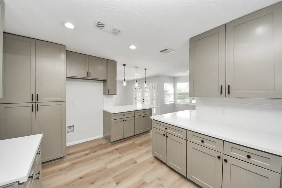 6015 Mcknight Street, Houston, TX 77035 - #3