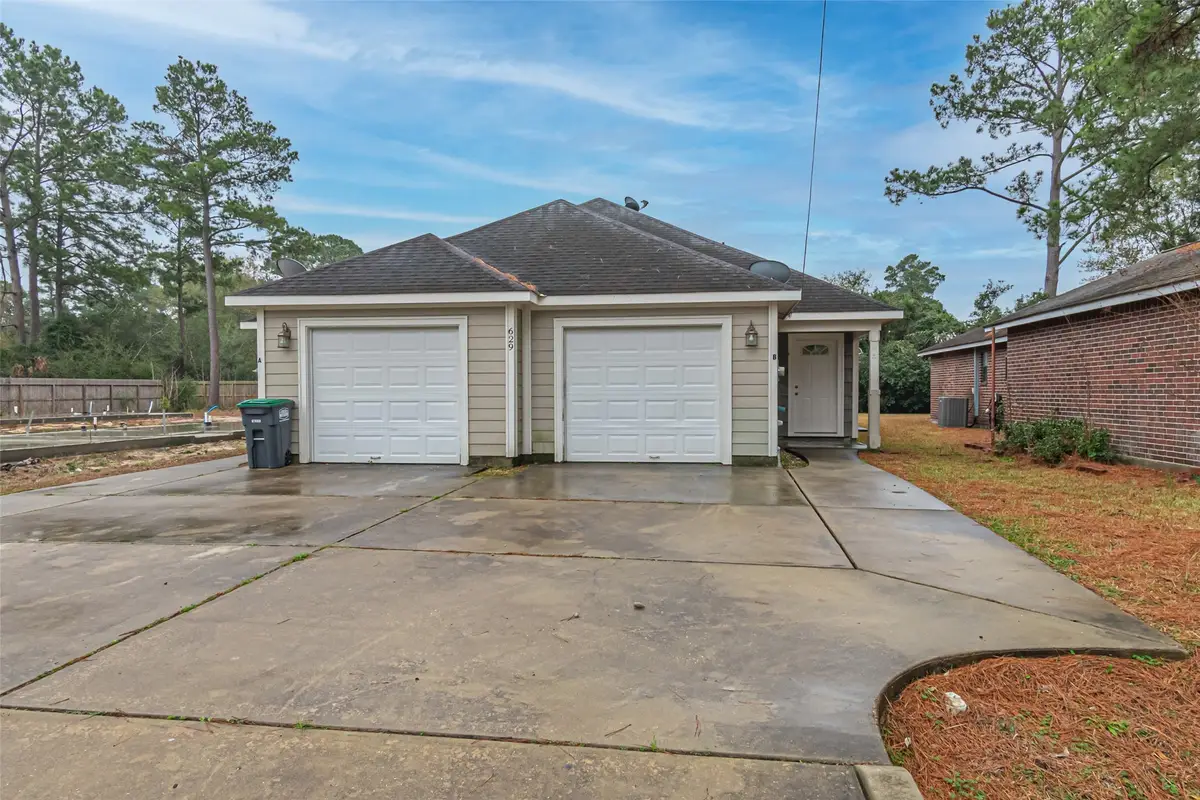 629 Carrell Street #A/B, Tomball, TX 77375 - #1