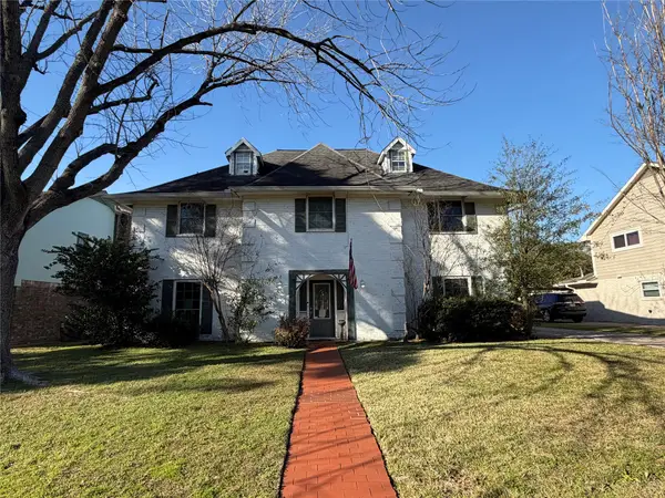 5030 Bayou Vista Drive, Houston, TX 77091