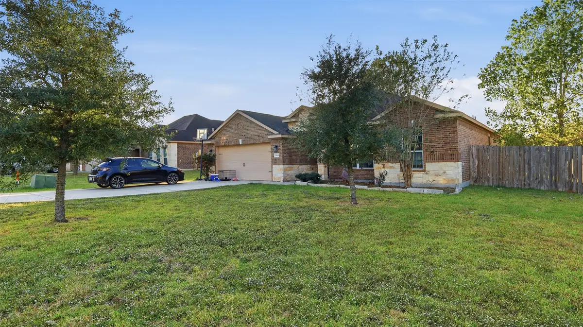 18846 Maverick Ranch Road W, Magnolia, TX 77355 - Image #1