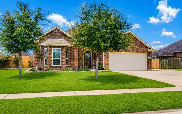 3322 Boomer Boulevard, Mont Belvieu, TX 77523