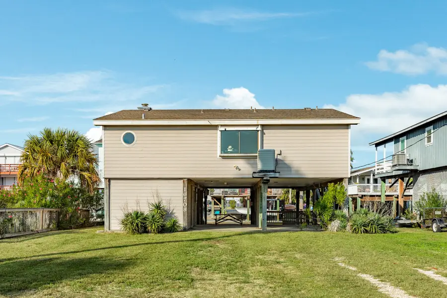 16708 Cormorant Road, Jamaica Beach, TX 77554 - Image #2