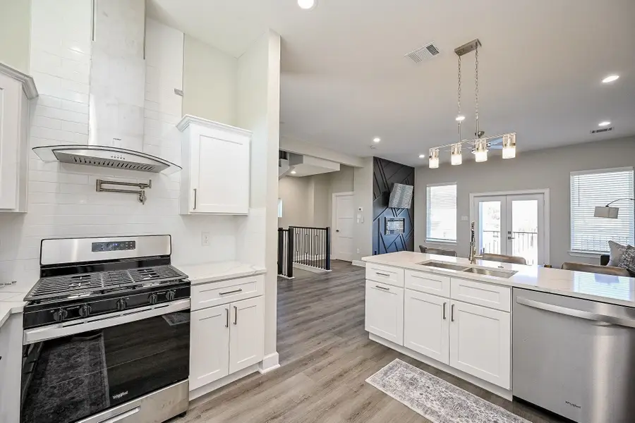 4746 Mallow Street E, Houston, TX 77033 - #3
