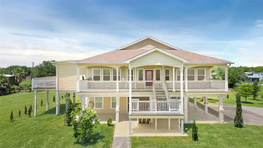 1004 8th Street, Dickinson, TX 77539 - #2