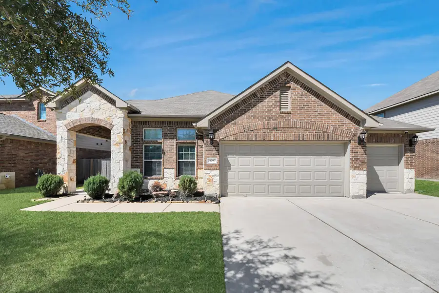 16207 Amber Brown Drive, Hockley, TX 77447 - #3