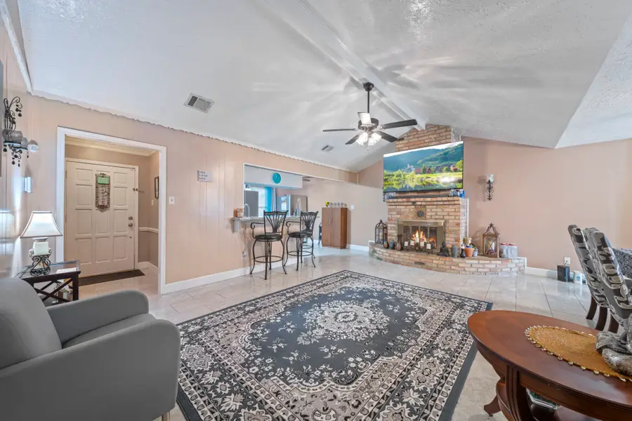 3805 Darling Avenue, Pasadena, TX 77503 - #3