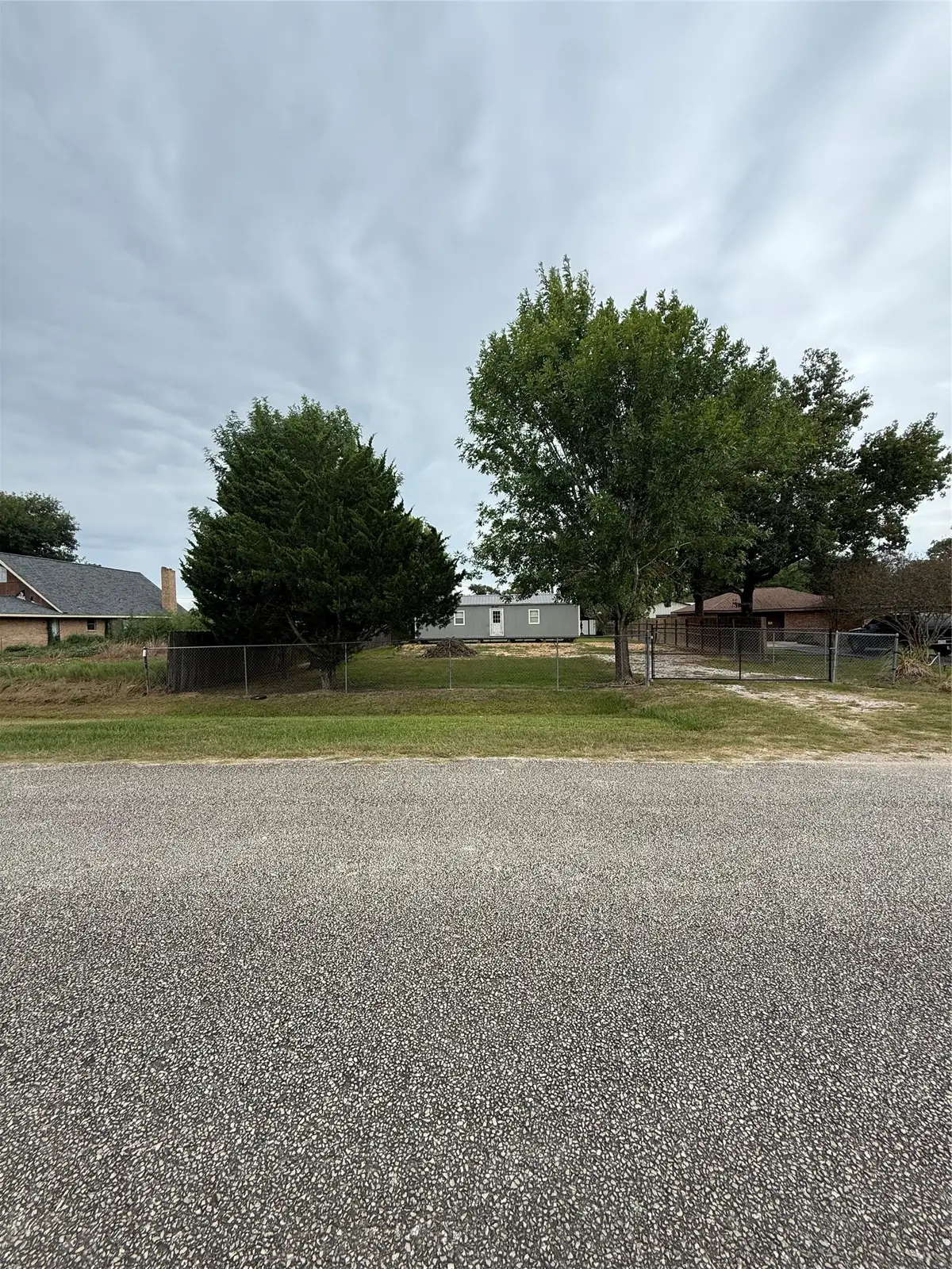 1215 Trinity Street, Anahuac, TX 77514 - #1