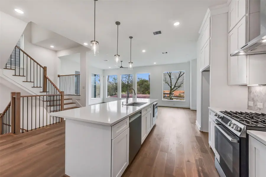 806 Fisher Street #A, Houston, TX 77018 - #2