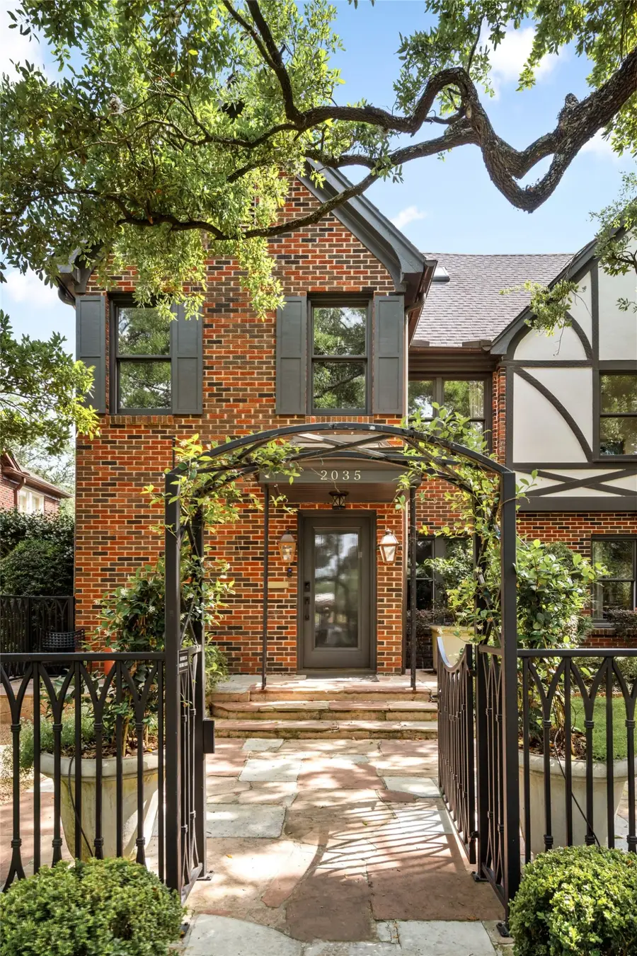 2035 South Boulevard, Houston, TX 77098 - #2