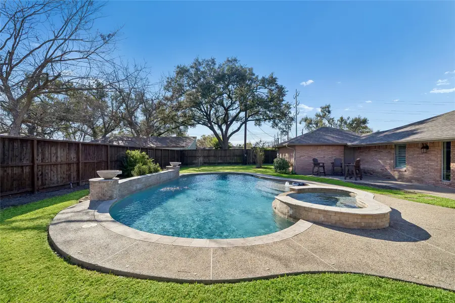 6711 Cindy Lane, Houston, TX 77008 - Image #2