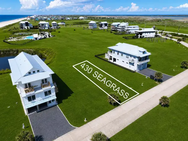 430 Seagrass, Gilchrist, TX 77617