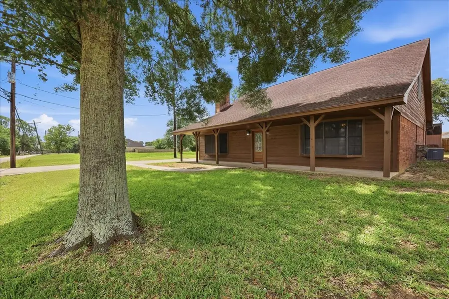 3105 Price Street, Nederland, TX 77627 - #3