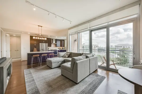 2207 Bancroft Street #706, Houston, TX 77027