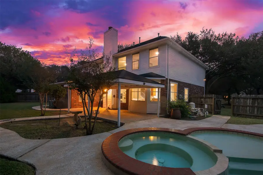 2402 Great Oaks Drive, Missouri City, TX 77459 - Image #3