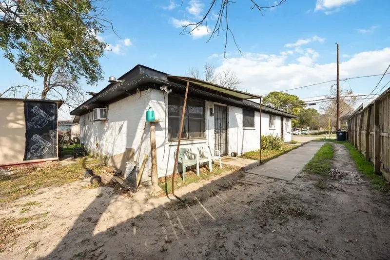 8119 Bertwood Street, Houston, TX 77016 - Image #2