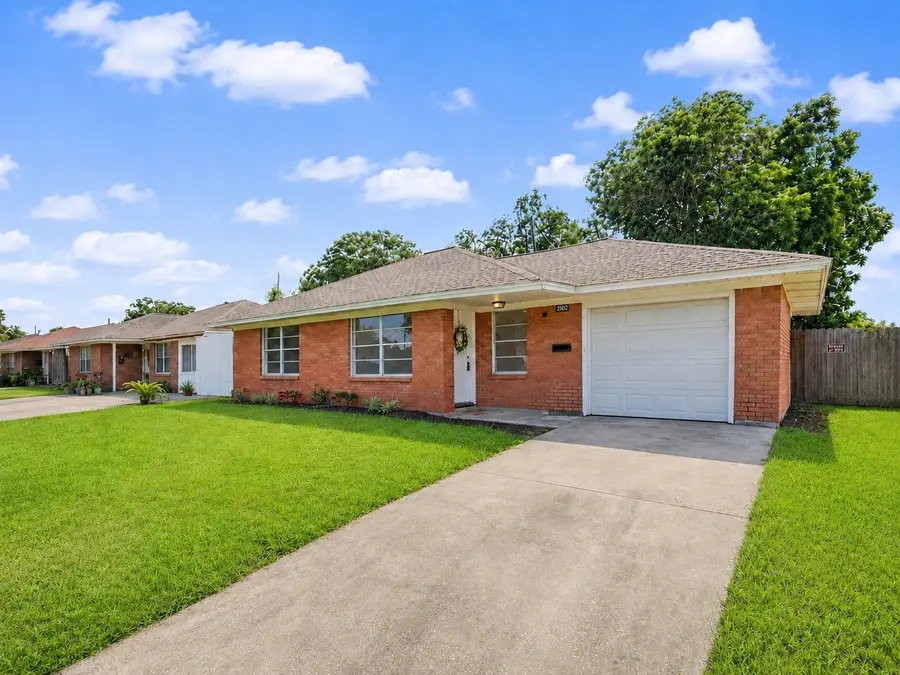 2102 Blueberry Lane, Pasadena, TX 77502 - #2