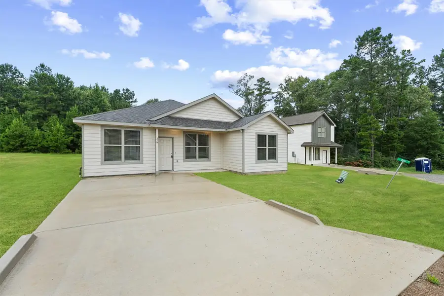 379 Byrd Drive, Lufkin, TX 75901 - Image #2