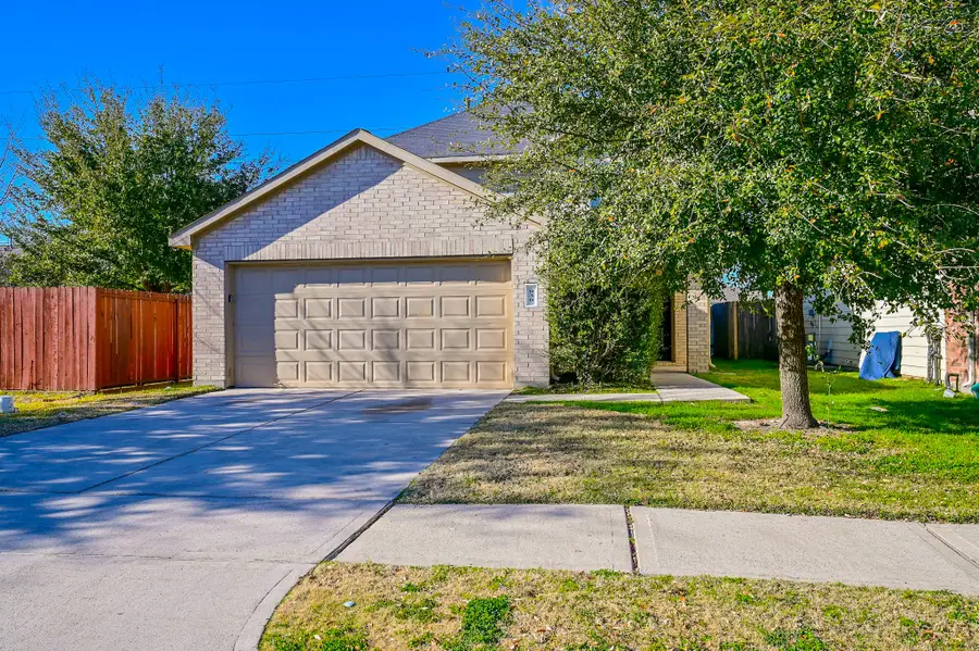 838 Darbydale Crossing Lane, Houston, TX 77090 - Image #2