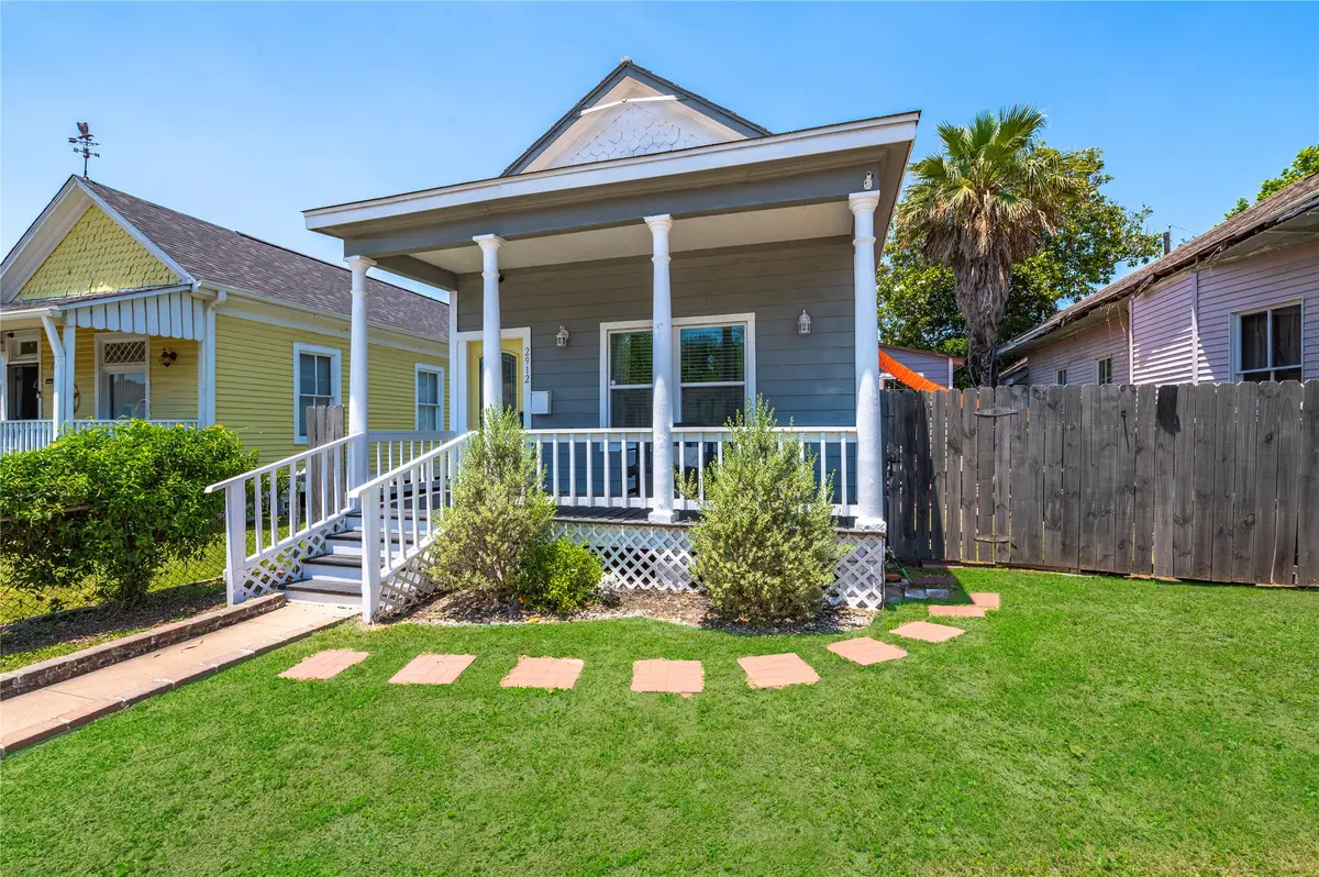 2912 Avenue N 1/2, Galveston, TX 77550 - #1