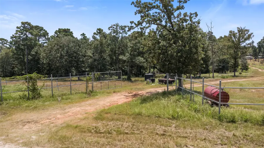 235 Flynt Road, Huntsville, TX 77320 - #2