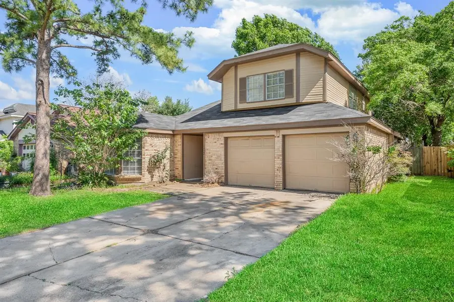 11722 Plumpoint Drive, Houston, TX 77099 - Image #2