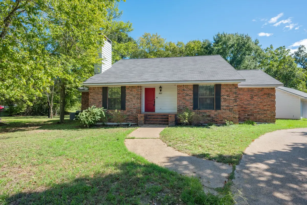 827 Vine Street, Bryan, TX 77802 - #1