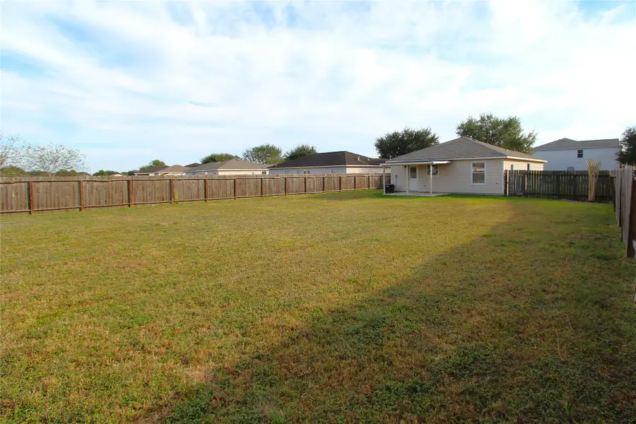 6807 Rambling Brook Lane, Richmond, TX 77469 - Image #2