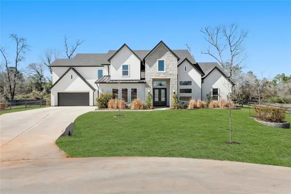 112 Bentwood Meadow Lane, Montgomery, TX 77356