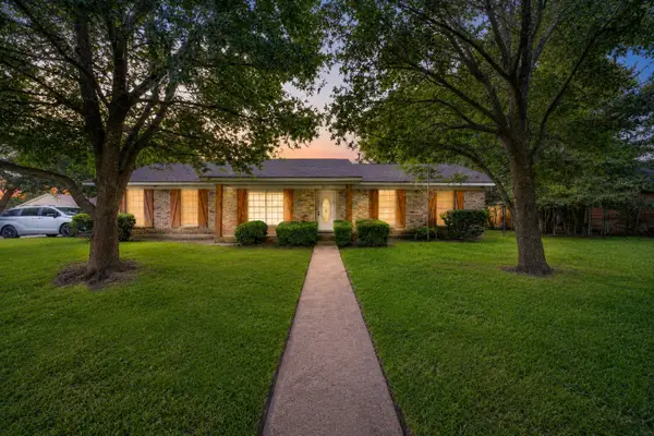5911 Dawnridge Drive, Houston, TX 77035