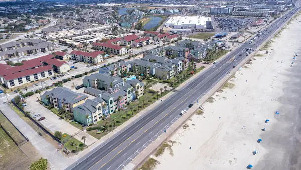7000 Seawall Boulevard #833, Galveston, TX 77551
