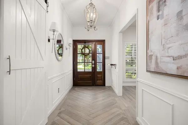 10106 Inwood Drive, Houston, TX 77042