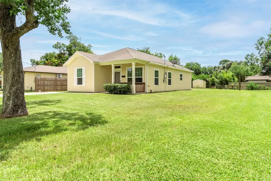 1708 Rosalee Street, La Marque, TX 77568 - Image #2